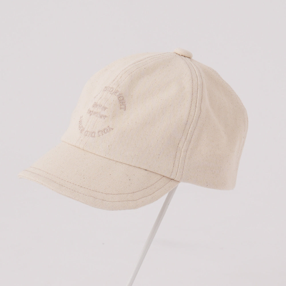 刺繍入り キャップ